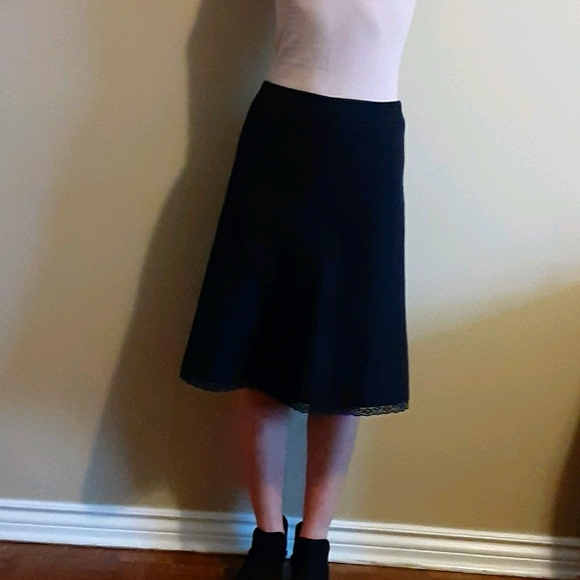 RW&CO Wool Womens Midi skirt with Lace hem - Picture 2 of 7